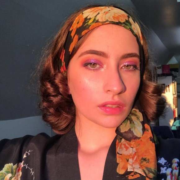 Meet your Posher, Malka - Picture 1 of 1